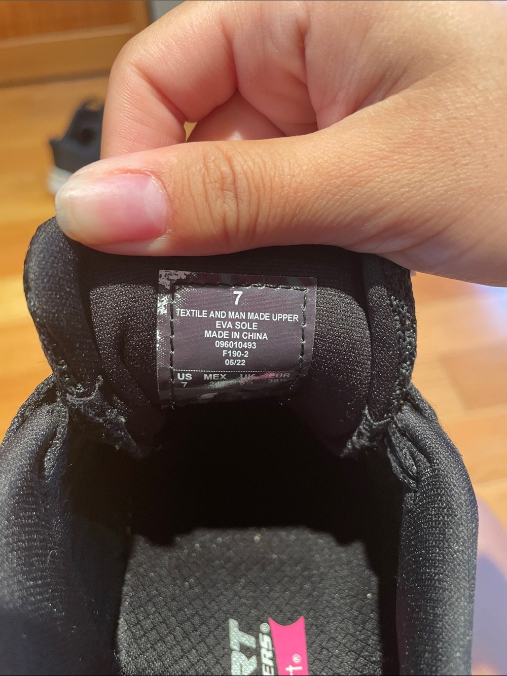 Skechers Sport Black Athletic Shoes - Picture 2 of 5